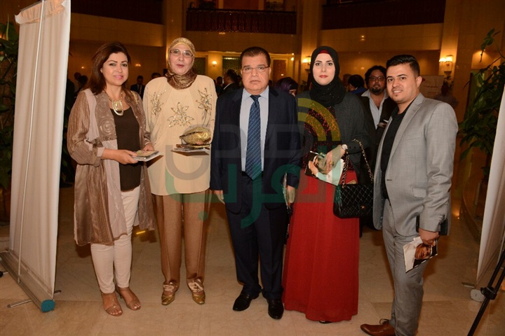 بالصور.. منح شهادات الدكتوراه الفخرية لـ محمد عبده وطلال وبدر بن عبد المحسن بالصور.. منح شهادات الدكتوراه الفخرية لـ محمد عبده وطلال وبدر بن عبد المحسن