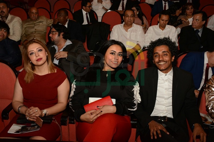 بالصور.. منح شهادات الدكتوراه الفخرية لـ محمد عبده وطلال وبدر بن عبد المحسن بالصور.. منح شهادات الدكتوراه الفخرية لـ محمد عبده وطلال وبدر بن عبد المحسن