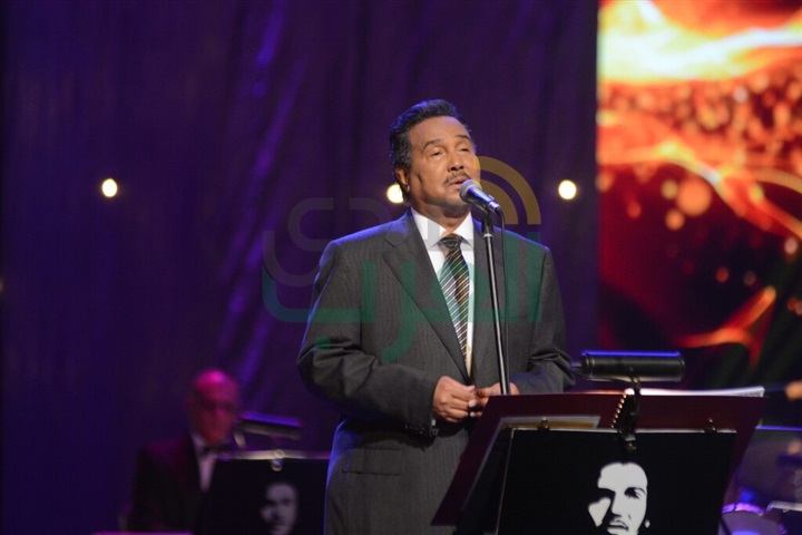 بالصور.. منح شهادات الدكتوراه الفخرية لـ محمد عبده وطلال وبدر بن عبد المحسن بالصور.. منح شهادات الدكتوراه الفخرية لـ محمد عبده وطلال وبدر بن عبد المحسن