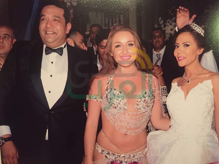 بالصور.. نجوم الفن يحتفلون بزفاف محمد عزمي ودينا السبع بالصور.. نجوم الفن يحتفلون بزفاف محمد عزمي ودينا السبع