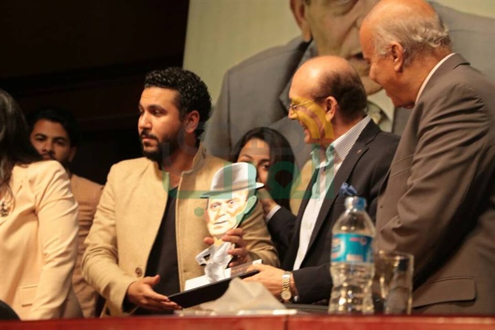 بالصور.. أكاديمية الشروق توقع بروتوكول تعاون مع الفنان محمد صبحي بالصور.. أكاديمية الشروق توقع بروتوكول تعاون مع الفنان محمد صبحي