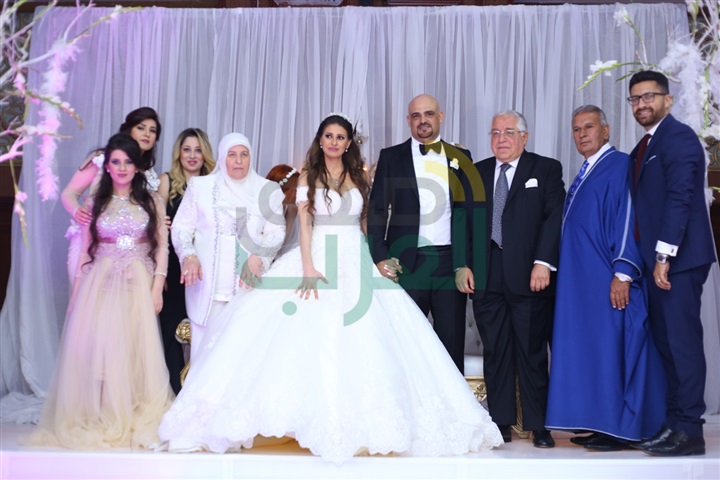 بالصور.. دينا و العسيلي يحتفلون بزفاف " ابراهيم و هند " بحضور المشاهير ونجوم المجتمع بالصور.. دينا و العسيلي يحتفلون بزفاف " ابراهيم و هند " بحضور المشاهير ونجوم المجتمع