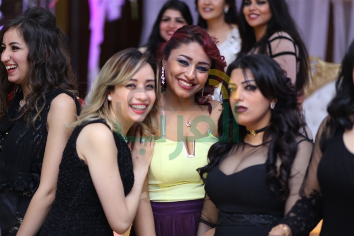 بالصور.. دينا و العسيلي يحتفلون بزفاف " ابراهيم و هند " بحضور المشاهير ونجوم المجتمع بالصور.. دينا و العسيلي يحتفلون بزفاف " ابراهيم و هند " بحضور المشاهير ونجوم المجتمع