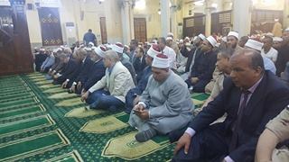 بالصور.. محافظ القليوبية يشارك فى الاحتفال بليلة النصف من شعبان