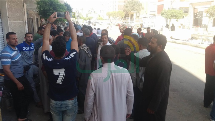 بالمستندات.. حكاية "نصاب" لهف 8 ملايين جنيه من شباب كفر الشيخ 