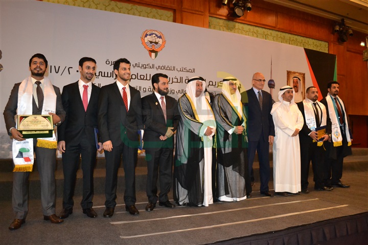 بالصور.. وزير التعليم الكويتي فى حفل الطلبة الخريجين بمصر