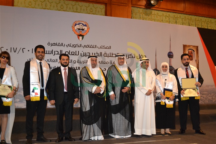 بالصور.. وزير التعليم الكويتي فى حفل الطلبة الخريجين بمصر