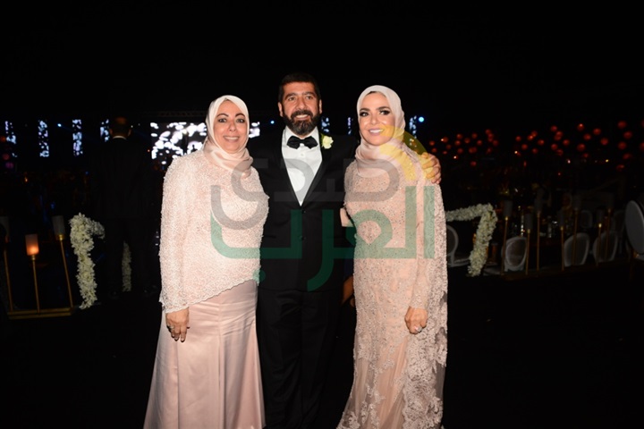 بالصور.. حفل زفاف ابنة الفنانة منى عبد الغني بالصور.. حفل زفاف ابنة الفنانة منى عبد الغني