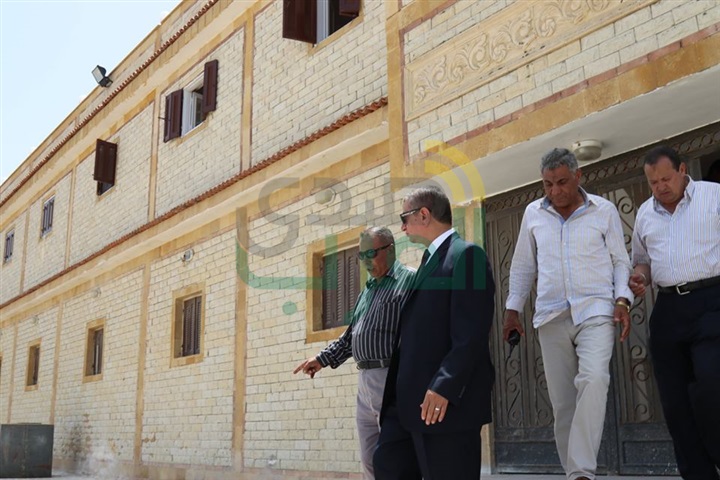 بالصور.. محافظ كفر الشيخ يتفقد أعمال تكريك وتعميق وتكسية بوغاز البرلس بتكلفة 105 مليون جنيه