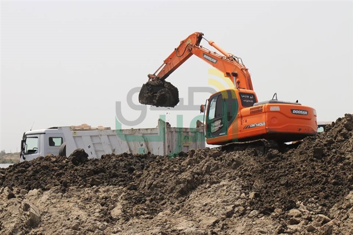بالصور.. محافظ كفر الشيخ يتابع أعمال إنشاء المرحلة الأولى من كورنيش بحيرة البرلس