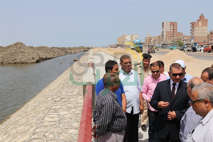 بالصور.. محافظ كفر الشيخ يتابع أعمال إنشاء المرحلة الأولى من كورنيش بحيرة البرلس
