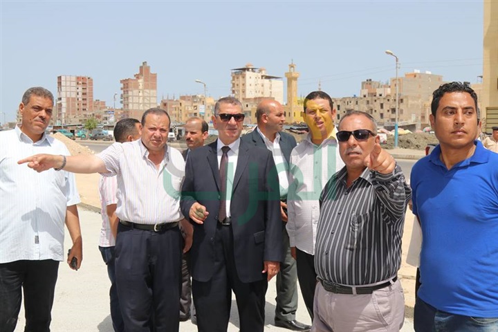 بالصور.. محافظ كفر الشيخ يتابع أعمال إنشاء المرحلة الأولى من كورنيش بحيرة البرلس