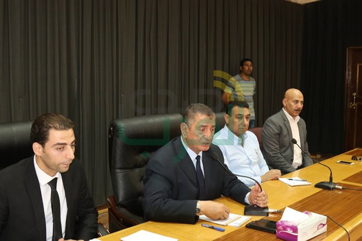 بالصور..  محافظ كفر الشيخ يوجه بحلول واقعية للقضاء علي عجز المٌعلمين بمدارس "مطوبس"