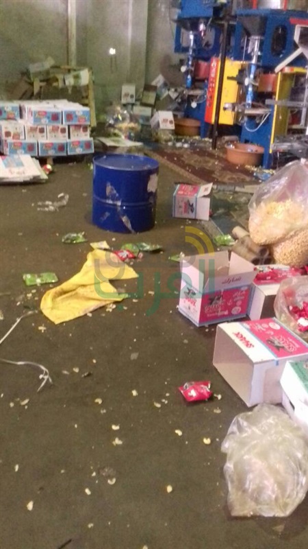 بالصور.. ضبط 6 أطنان "مصاصة" و"بسكويت" فاسدة بأبو النمرس