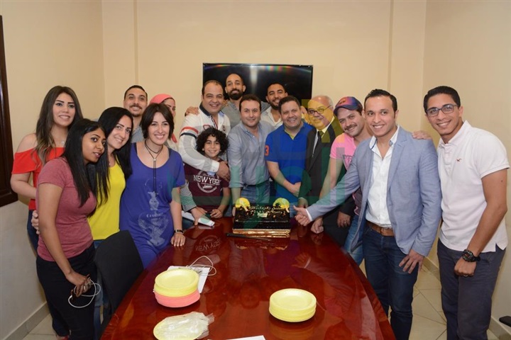 إدوارد وشريف باهر ومذعين نغم أف أم في مسلسل "زقزوق وبكيزة" إدوارد وشريف باهر ومذعين نغم أف أم في مسلسل "زقزوق وبكيزة"