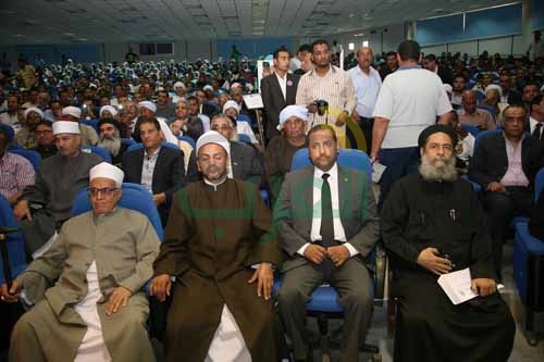 بالصور.. مؤتمر " قنا ضد الإرهاب "يرسل برقية تأييد للسيسي 