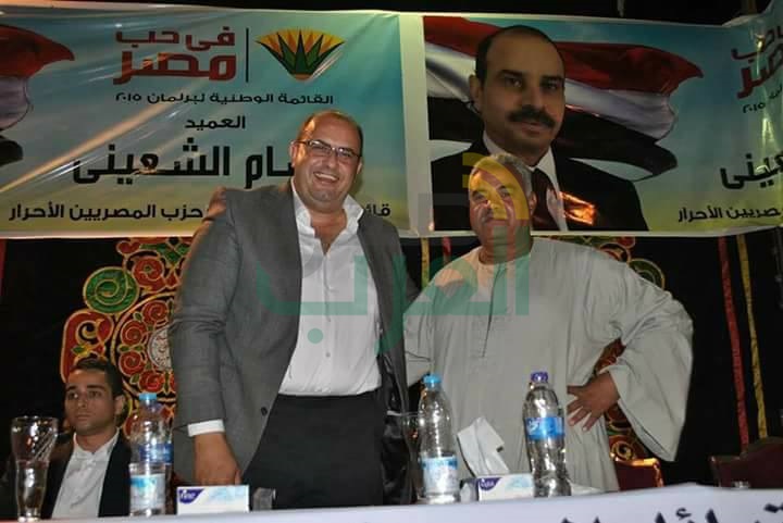  تداول صور جديدة يكشف حقيقة العم " حمام " الذي قاطع السيسي خلال زيارته لقنا