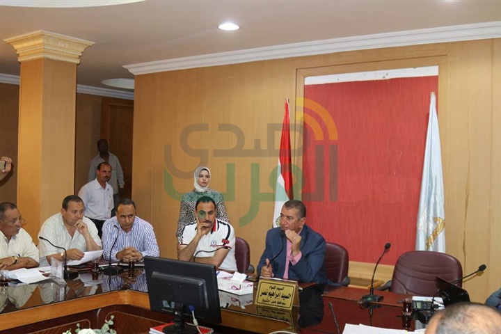  بالصور.. محافظ كفرالشيخ: تكثيف الرقابة علي الأسواق والمخابز ومنافذ لبيع السلع الغذائية بأسعار مخفضة 