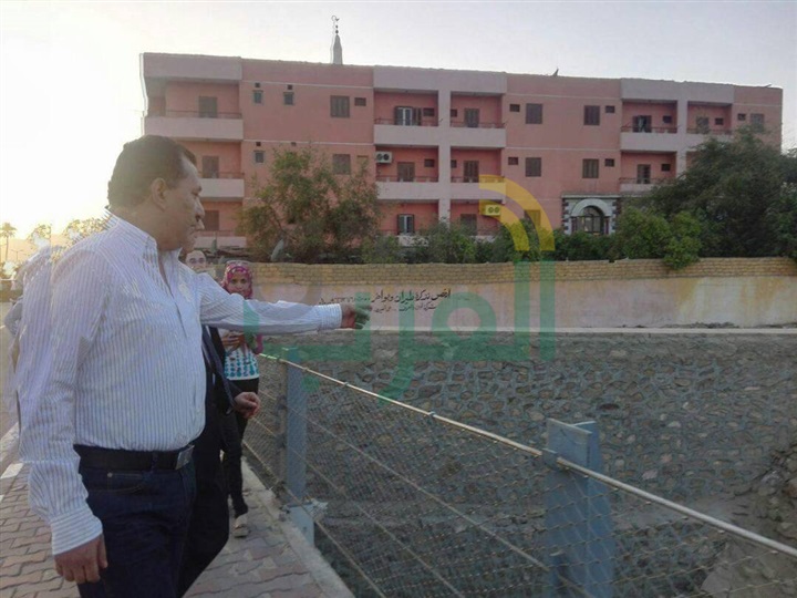 بالصور..  وزير الآثار ومحافظ الاقصر يتفقدون طريق الكبار