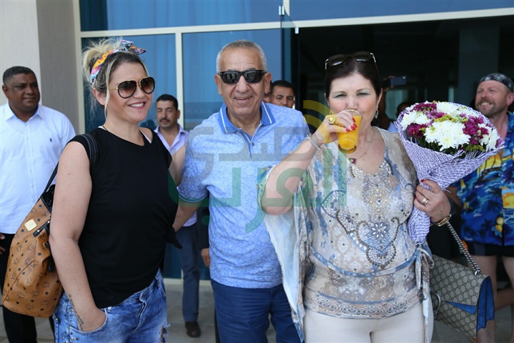 بالصور.. وصول عائلة كريستيانو إلى شرم الشيخ بصحبة كامل أبوعلي بالصور.. وصول عائلة كريستيانو إلى شرم الشيخ بصحبة كامل أبوعلي
