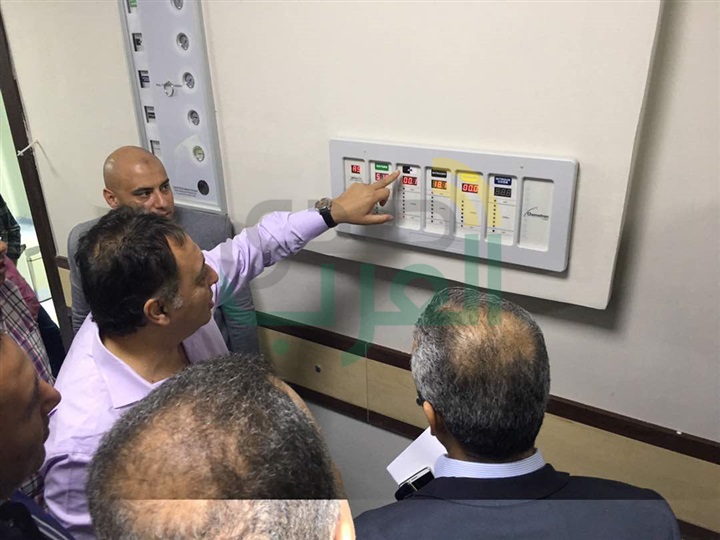 وزير الصحة يتفقد التجهيزات النهائية لمستشفي أرمنت بالأقصر
