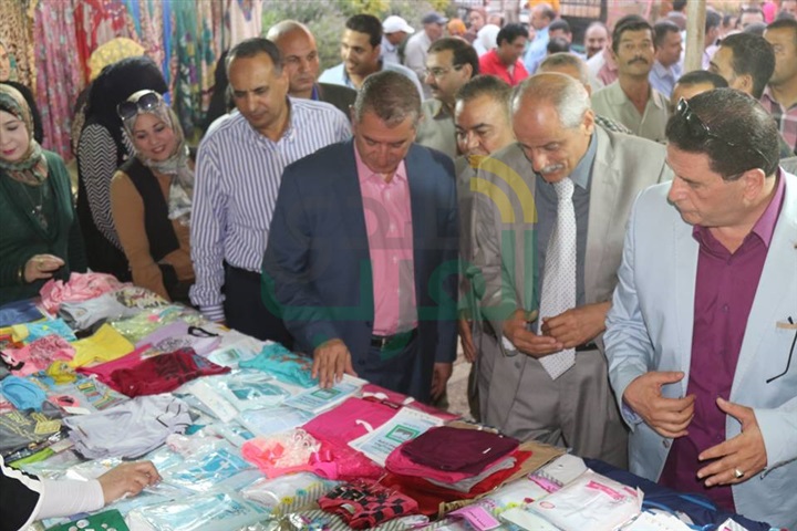 بالفيديو والصور.. محافظ كفرالشيخ يفتتح معرض" أهلاً رمضان " بدسوق .. وتخفيضات 20% علي السلع