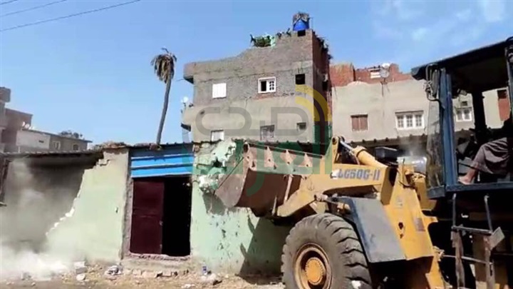بالصور.. أمن كفر الشيخ يعلن الحرب علي المعتدين ويزيل 65 حالة تعدٍ علي أملاك الدولة