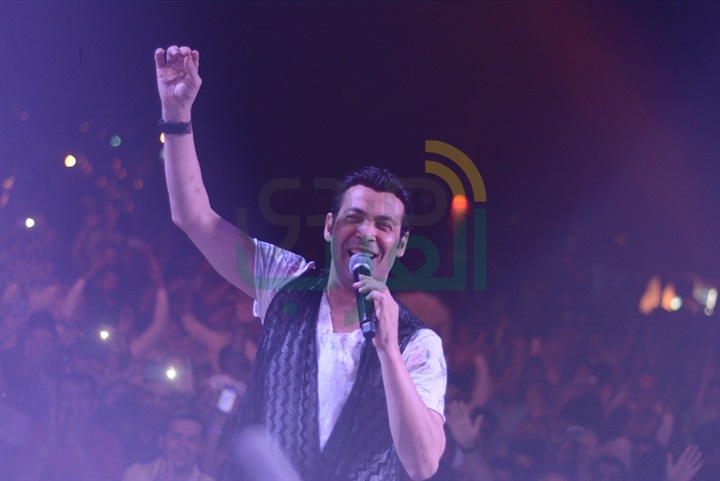 بالصور.. سعد الصغير يبدأ حفلات صيف طابا هايتس بالصور.. سعد الصغير يبدأ حفلات صيف طابا هايتس