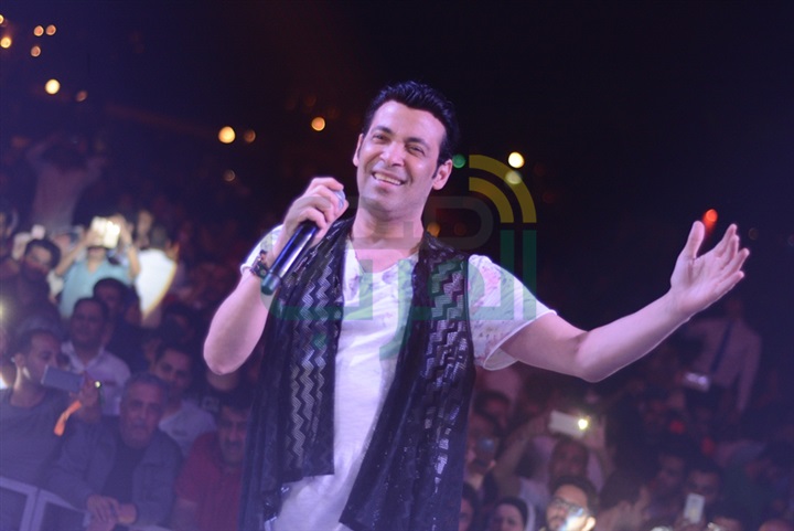 بالصور.. سعد الصغير يبدأ حفلات صيف طابا هايتس بالصور.. سعد الصغير يبدأ حفلات صيف طابا هايتس