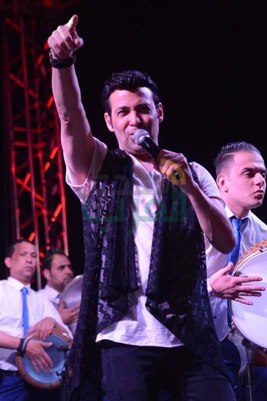 بالصور.. سعد الصغير يبدأ حفلات صيف طابا هايتس بالصور.. سعد الصغير يبدأ حفلات صيف طابا هايتس