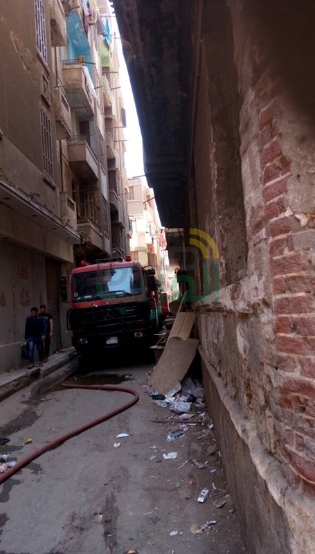 السيطرة على حريق هائل بمخازن أخشاب خلف مديرية أمن القاهرة