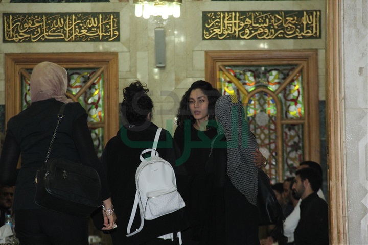 بالصور.. مصطفى شعبان وماجدة زكي وريهام عبد الغفور في عزاء شقيق "ندى موسى" بالصور.. مصطفى شعبان وماجدة زكي وريهام عبد الغفور في عزاء شقيق "ندى موسى"