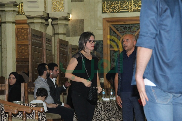 بالصور.. مصطفى شعبان وماجدة زكي وريهام عبد الغفور في عزاء شقيق "ندى موسى" بالصور.. مصطفى شعبان وماجدة زكي وريهام عبد الغفور في عزاء شقيق "ندى موسى"