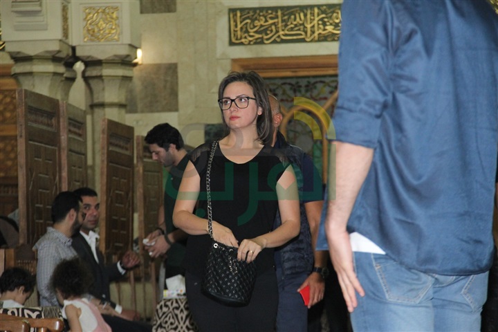 بالصور.. مصطفى شعبان وماجدة زكي وريهام عبد الغفور في عزاء شقيق "ندى موسى" بالصور.. مصطفى شعبان وماجدة زكي وريهام عبد الغفور في عزاء شقيق "ندى موسى"