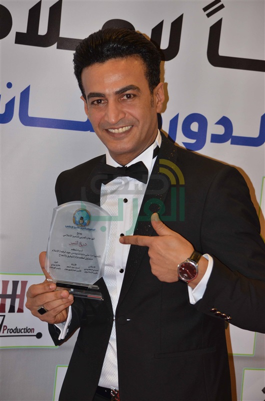 بالصور.. تكريم نجوم الفن ورجال الدولة بمهرجان العربي للتميز الإعلامي بساحة دار الاْوبرا المصرية بالصور.. تكريم نجوم الفن ورجال الدولة بمهرجان العربي للتميز الإعلامي بساحة دار الاْوبرا المصرية