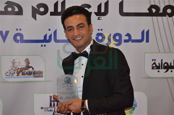 بالصور.. تكريم نجوم الفن ورجال الدولة بمهرجان العربي للتميز الإعلامي بساحة دار الاْوبرا المصرية بالصور.. تكريم نجوم الفن ورجال الدولة بمهرجان العربي للتميز الإعلامي بساحة دار الاْوبرا المصرية