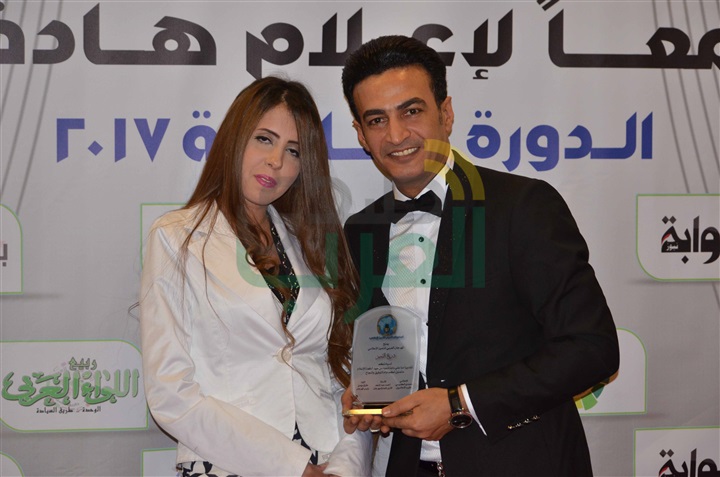 بالصور.. تكريم نجوم الفن ورجال الدولة بمهرجان العربي للتميز الإعلامي بساحة دار الاْوبرا المصرية بالصور.. تكريم نجوم الفن ورجال الدولة بمهرجان العربي للتميز الإعلامي بساحة دار الاْوبرا المصرية
