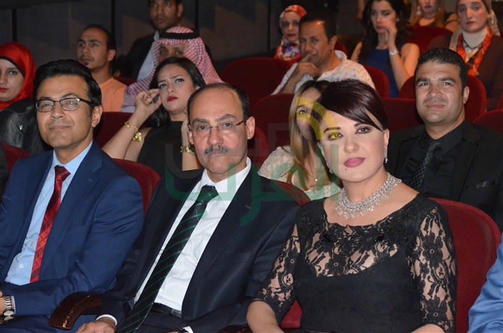 بالصور.. تكريم نجوم الفن ورجال الدولة بمهرجان العربي للتميز الإعلامي بساحة دار الاْوبرا المصرية بالصور.. تكريم نجوم الفن ورجال الدولة بمهرجان العربي للتميز الإعلامي بساحة دار الاْوبرا المصرية