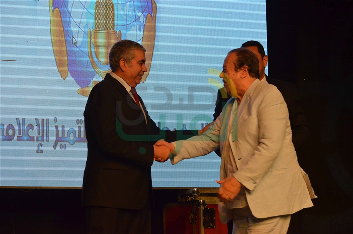 بالصور.. تكريم نجوم الفن ورجال الدولة بمهرجان العربي للتميز الإعلامي بساحة دار الاْوبرا المصرية بالصور.. تكريم نجوم الفن ورجال الدولة بمهرجان العربي للتميز الإعلامي بساحة دار الاْوبرا المصرية