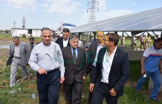 بالصور.. وزير الرى يفتتح الكوبري الملاحي بكفر الدوار