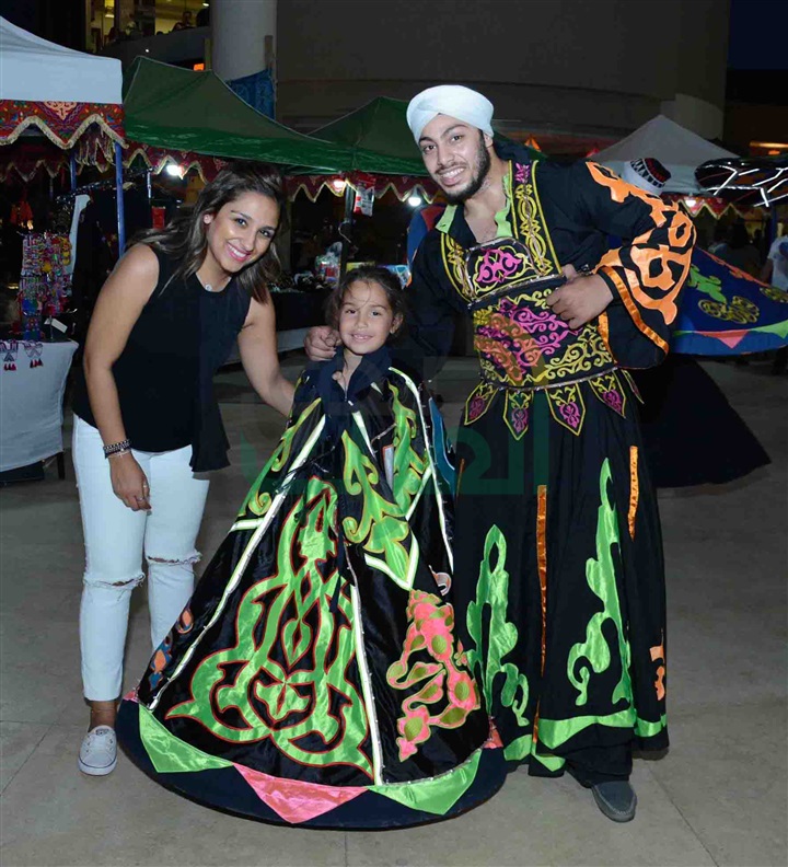 بالصور.. بازار" رمضان جانا بالخير ملانا" بحضور "سيدات المجتمع" بالصور.. بازار" رمضان جانا بالخير ملانا" بحضور "سيدات المجتمع"
