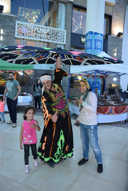 بالصور.. بازار" رمضان جانا بالخير ملانا" بحضور "سيدات المجتمع" بالصور.. بازار" رمضان جانا بالخير ملانا" بحضور "سيدات المجتمع"