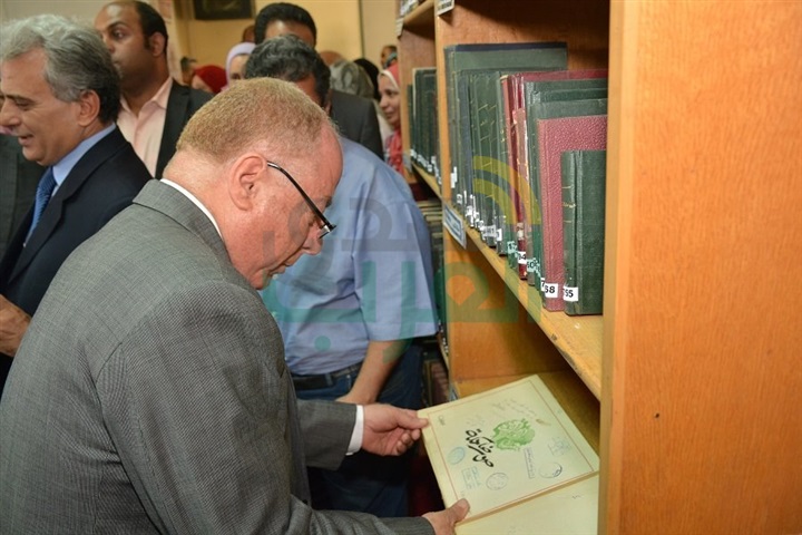 بالصور.. وزير الثقافة يفتتح قاعة مكتبتي المازني الأهواني بجامعة القاهرة بالصور.. وزير الثقافة يفتتح قاعة مكتبتي المازني الأهواني بجامعة القاهرة