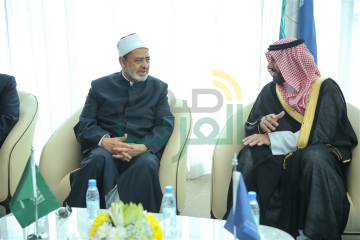 صدى العرب بالصور شيخ الأزهر يزور مؤسسة الملك عبد الله الإنسانية ويشيد بجهودها