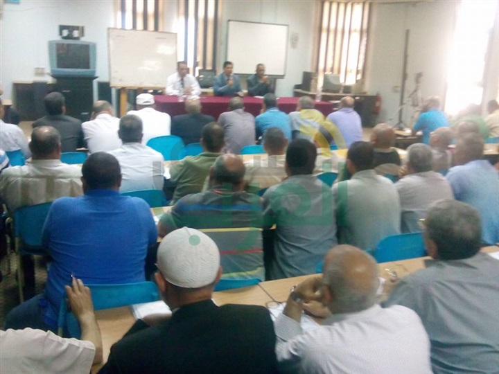 بالصور.. وكيل التعليم بكفر الشيخ يلتقي رؤساء لجان الثانوية العامة