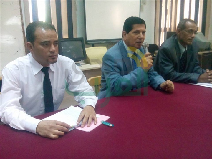 بالصور.. وكيل التعليم بكفر الشيخ يلتقي رؤساء لجان الثانوية العامة