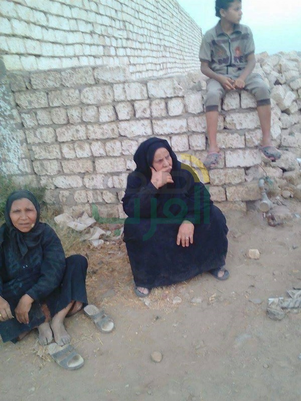 بالصور.. محافظة القليوبية تلقى بعشرات المواطنين فى الشارع.. والمحافظ لا يهتم