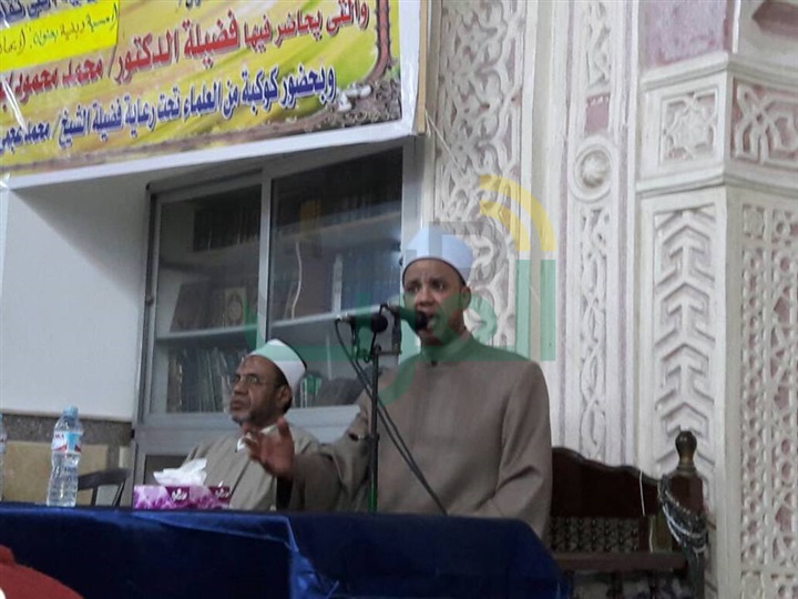 بالصور.. مساجد الإسكندرية تودع "شعبان" بحسن العمل