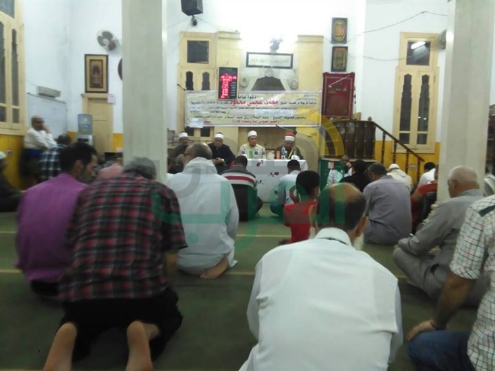 بالصور.. مساجد الإسكندرية تودع "شعبان" بحسن العمل