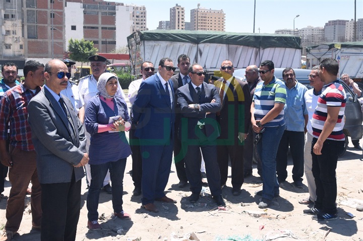 بالصور: محافظ الإسكندرية يقود حملة إزالة تعديات ٣٨ فدان تابعة للأوقاف 